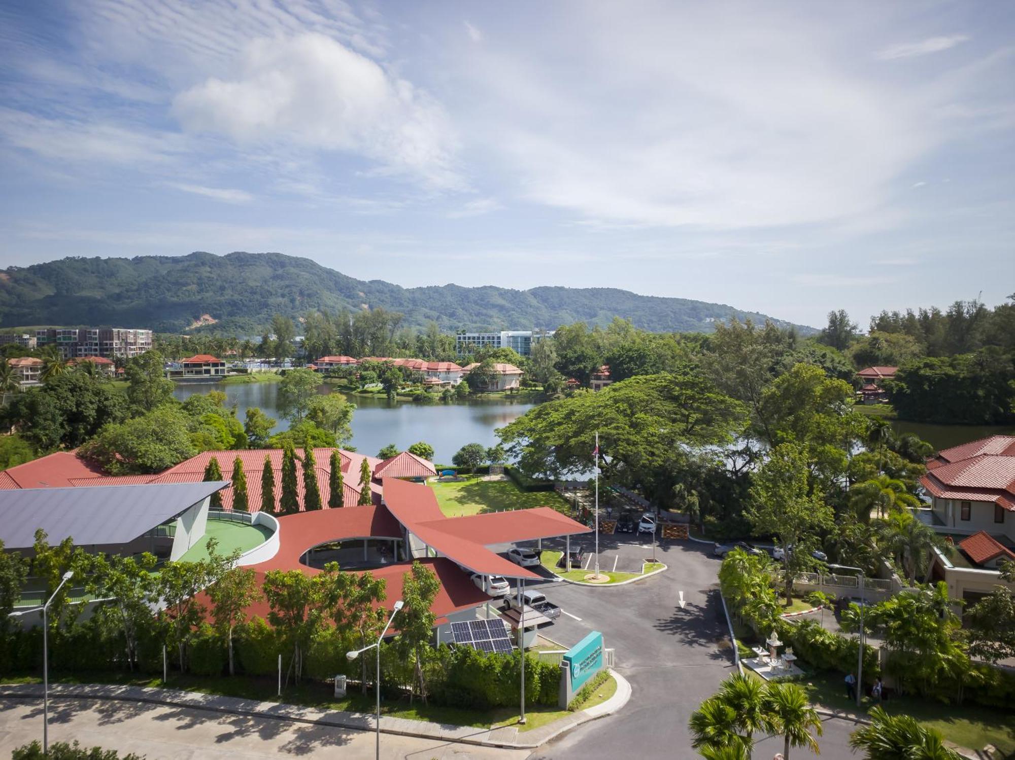 Skypark Laguna Apartments Bangtao Bang Tao Beach  Exterior photo